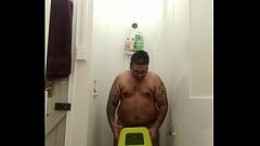 تشغيل عرض المرحاض في Vaibhav: نائب الرئيس Handjob و Explosive النشوة الجنسية