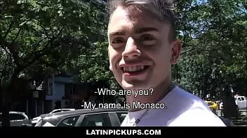 play Heißer, heterosexueller Latino-Junge wird für Geld pov gefickt - frederico del rey