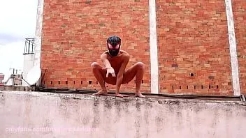 play L'étonnante femme araignée - spiderman - sexe à l'extérieur exposé