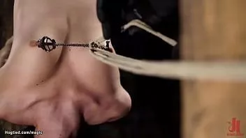 Play Slave hogtied and pulled in suspension
