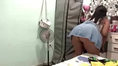 play La latino latina a pris une caméra cachée tout en essayant des vêtements