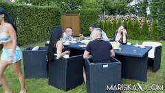 تشغيل ماريسكا إكس في رباعية برية مع نيللي كينت وتانيا فيراجو: عمل شرجي فاضح وحلق عميق