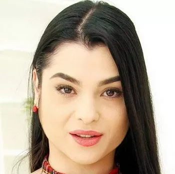 Star du porno Nadja Stone