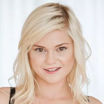 Порнозвезда Chloe Foster