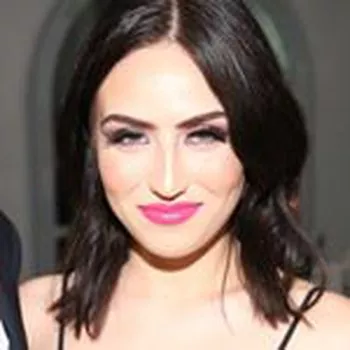 Porno Yıldızı Jade Baker