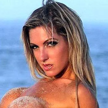 ポルノスター Brenna McKenna